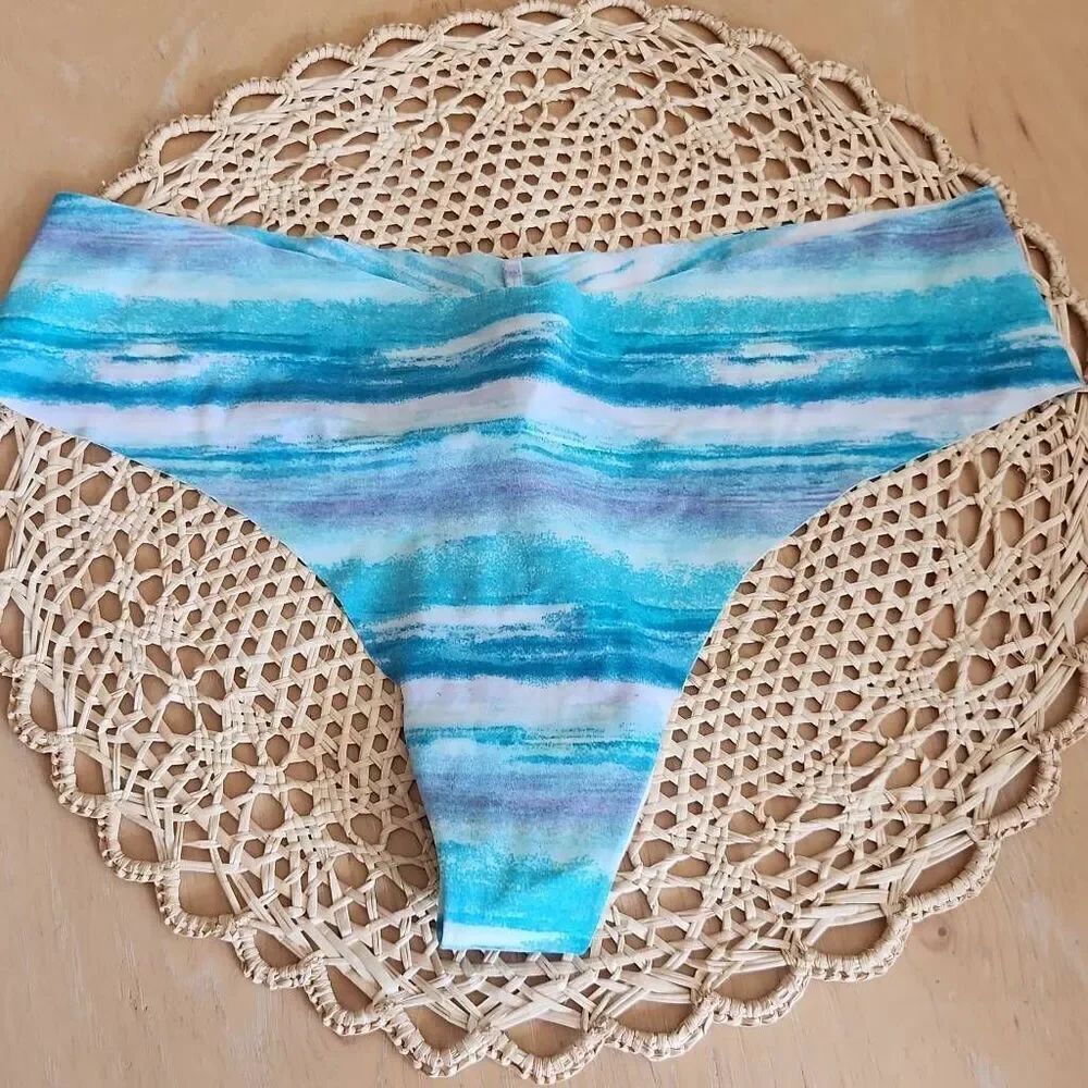 Victoria's Secret blue beach wave seamless string thong women's XL